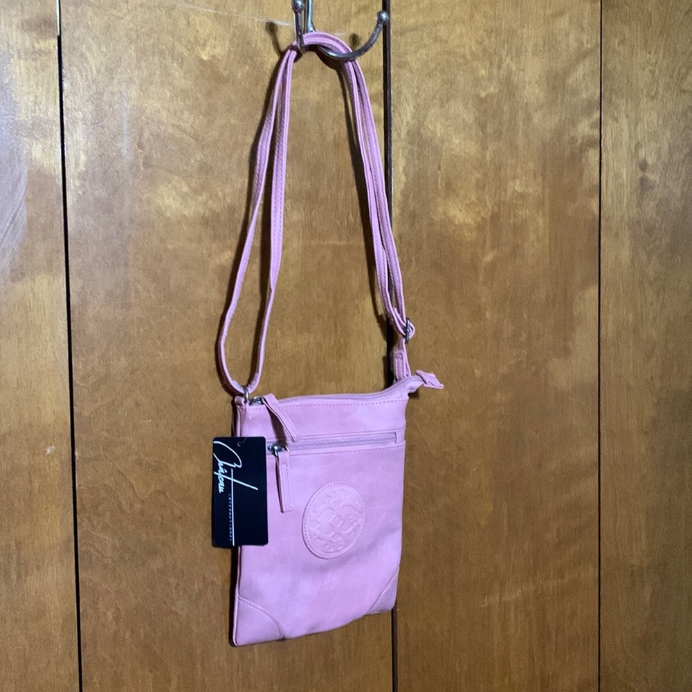 🆕 Châleau - Pink Leather Crossbody Purse